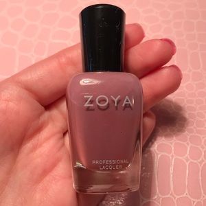 ZOYA nail color