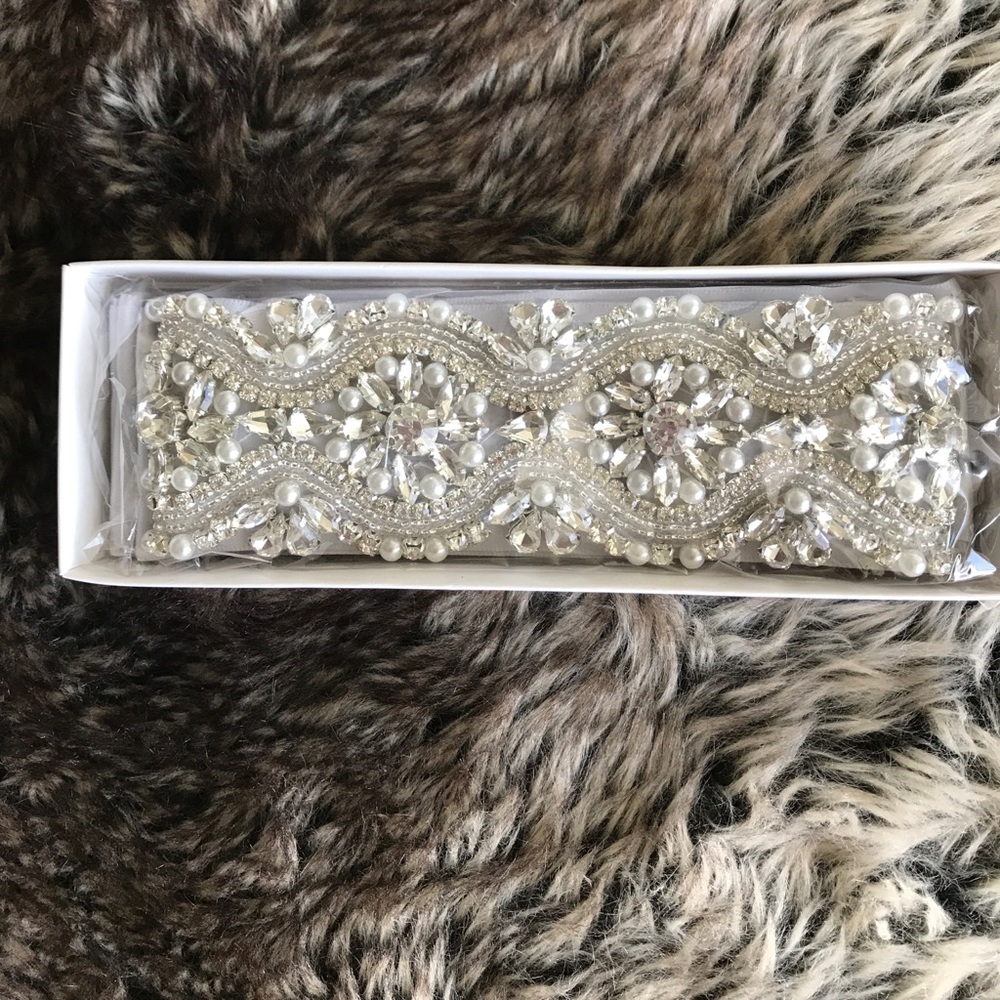 Luxurious Crystal Rhinestone Wedding Dress Belt.