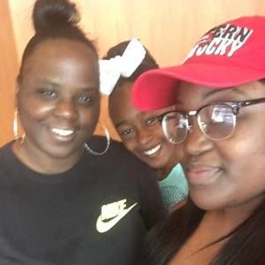 Meet your Posher, Mskeya