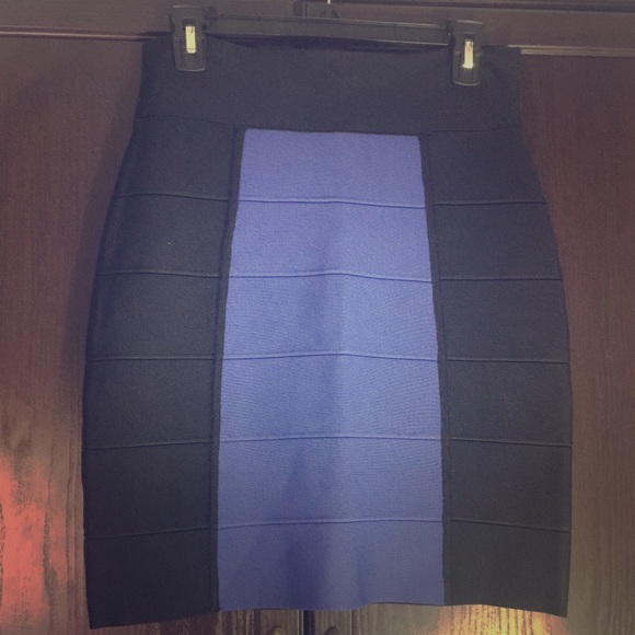 BCBG Power Skirt