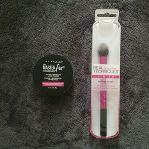 Setting brush and setting+ perfecting loose powder