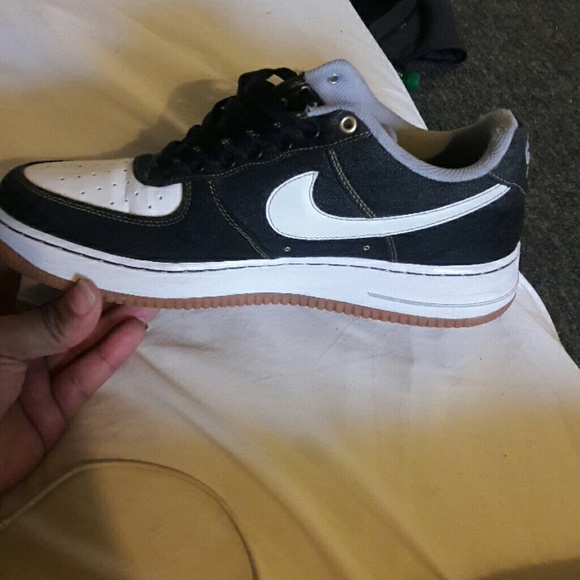Air Force 1 - Picture 2 of 2