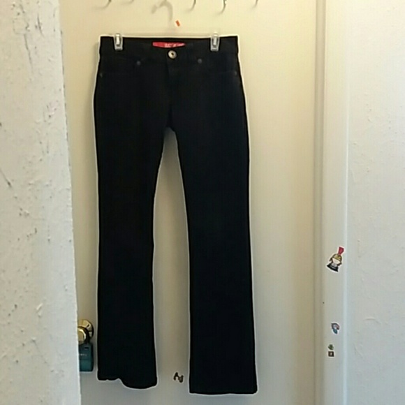 Cute Guess jeans. Worn once. Too long.