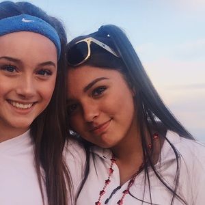 Meet your Posher, Maya