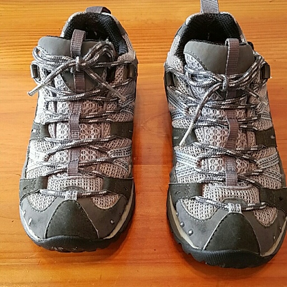 Merrell Vibram Goretex hiking shoe