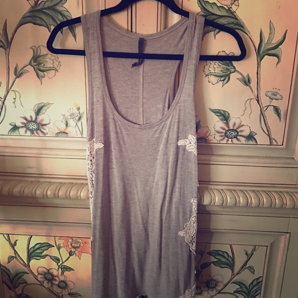 Gray tank with white embroidered sides