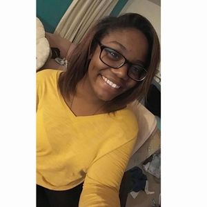 Meet your Posher, Dana