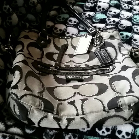 "Coach" purse