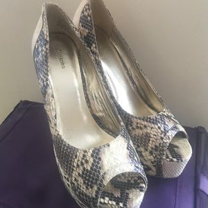 Snake, Heels and Roll