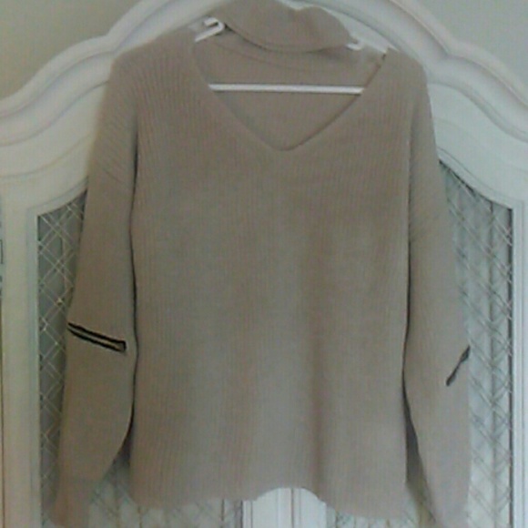 Boutique Sweaters - New ! Choker sweater.