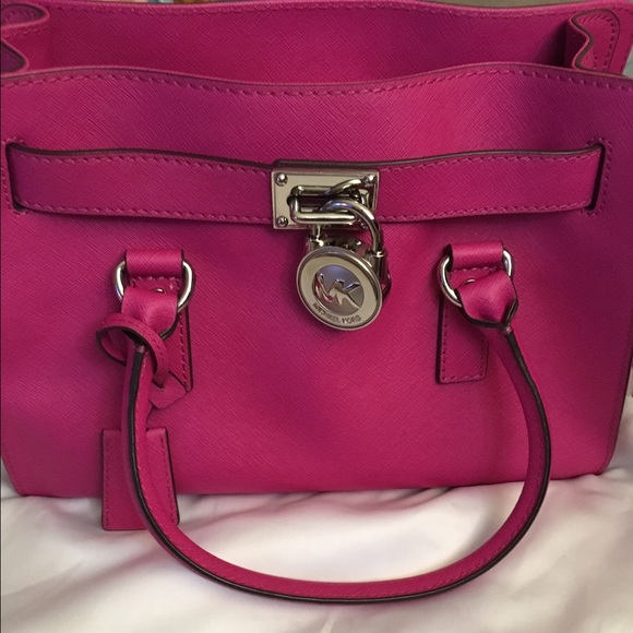 Michael Kors Saffiano Hamilton