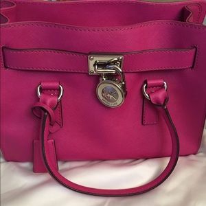 Michael Kors Saffiano Hamilton