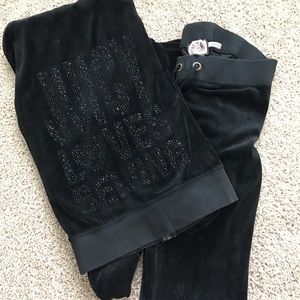 Juicy Couture Velour sweatsuit