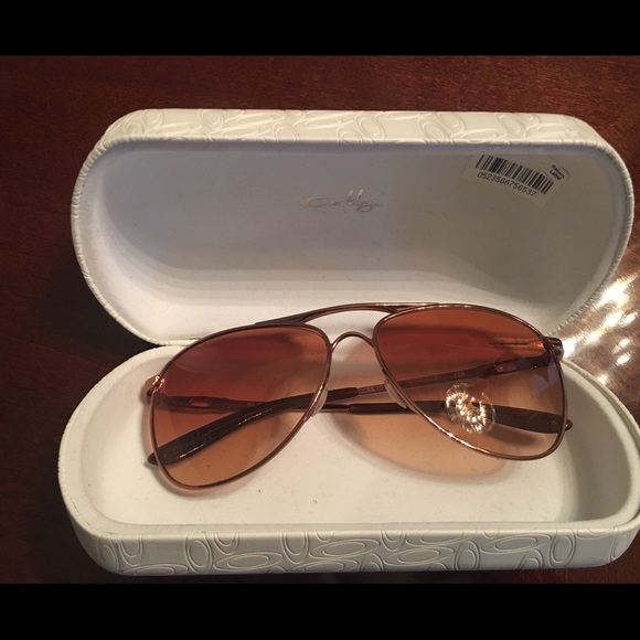 Oakley rose gold aviator sunglasses
