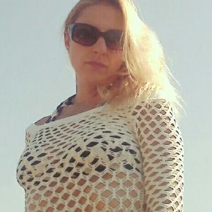 Meet your Posher, Sunny