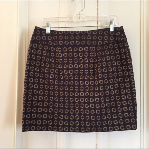 LOFT Skirt - side zipper NWT brown patterned