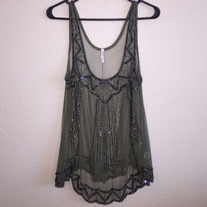 Willow & Clay Sheer Detailed Tank Top