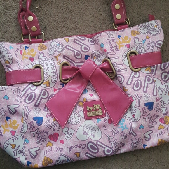 ❤Sale❤ "Coach" Poppy Bag Non Authentic!
