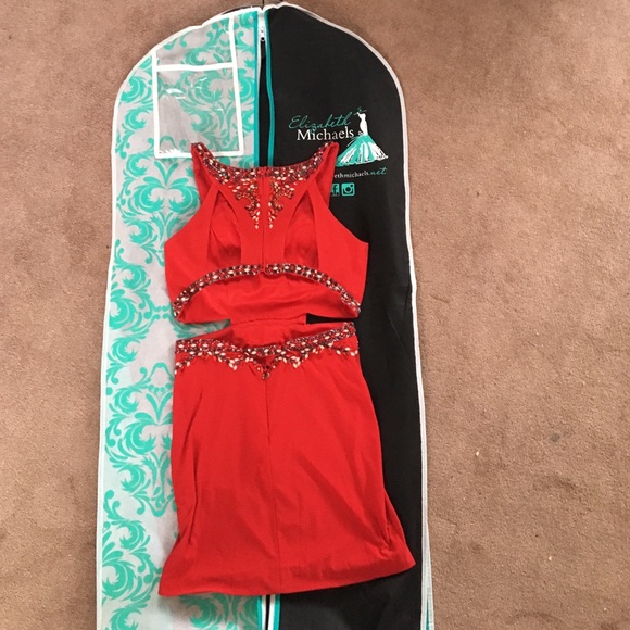 Homecoming dress - Picture 2 of 2