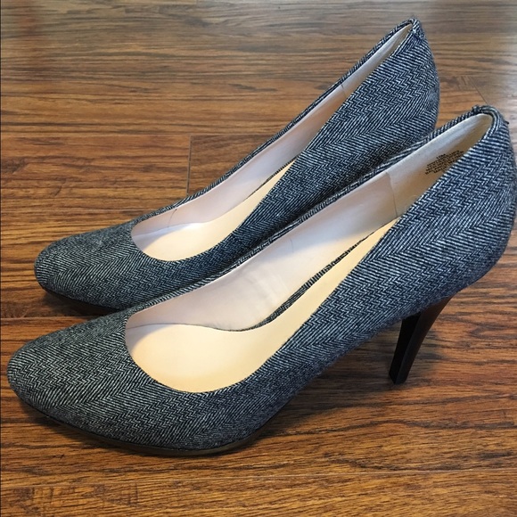 Nine West Heels - Picture 2 of 3