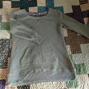 Old navy long sweat shirt