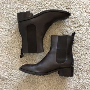 Cole Haan x Nike Air Evan Chelsea boots