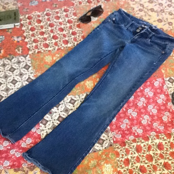 American Eagle Artist Jeans