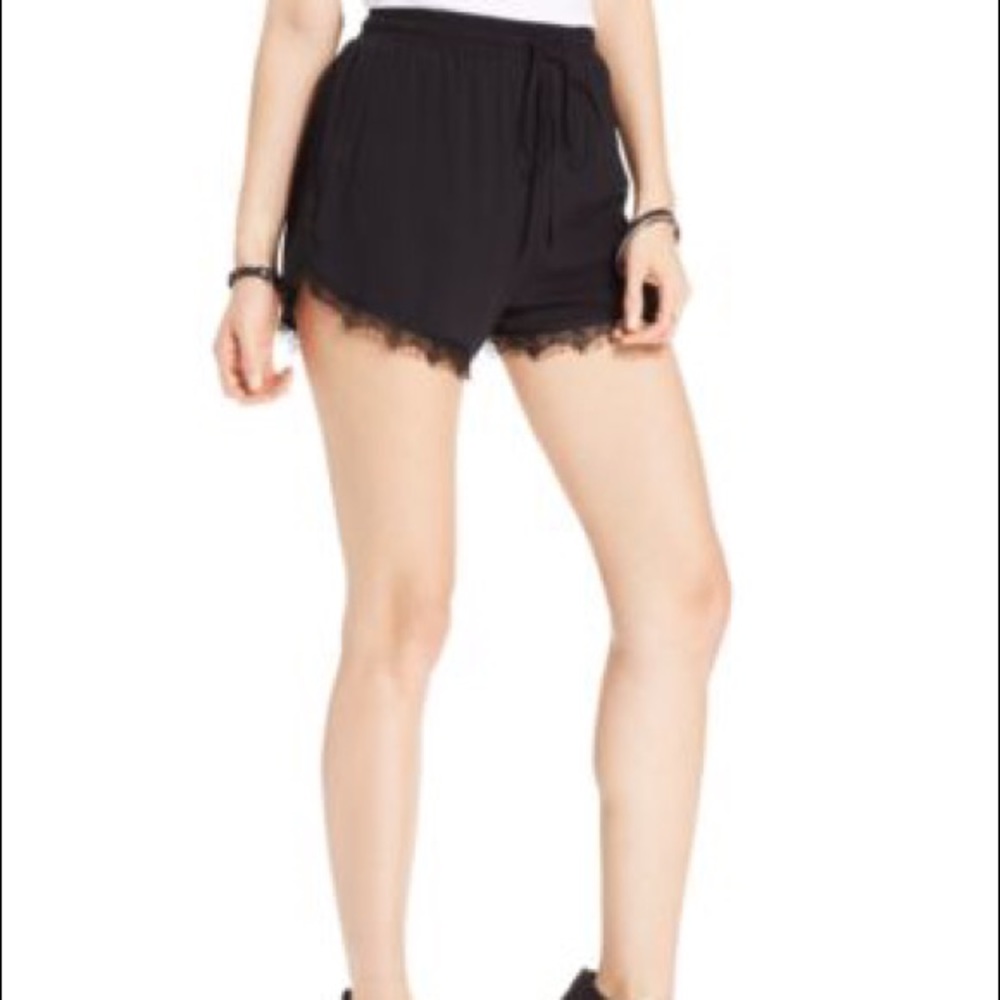 Eyelash Lace Shorts