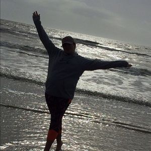 Meet your Posher, Avery