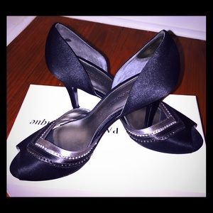 Adrianna Papell Boutique heals