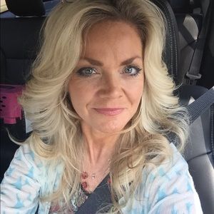 Meet your Posher, Robyn