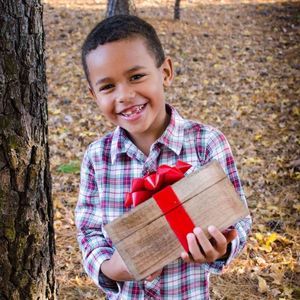 Meet your Posher, Caitlin