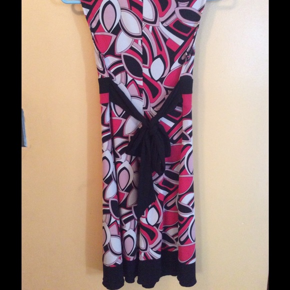 DRESS - Picture 3 of 4