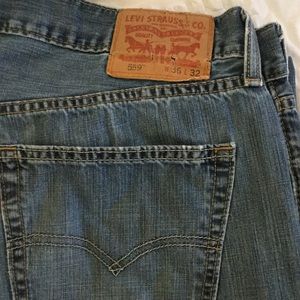 Men's 559 Levi's Size 36/32