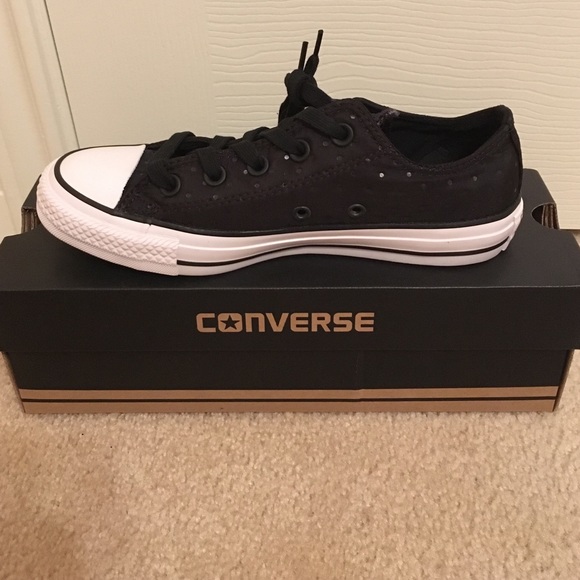 NIB black on black polka dot Converse