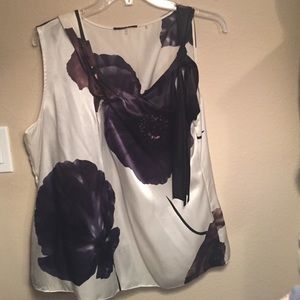 Elie Tahari Silk top