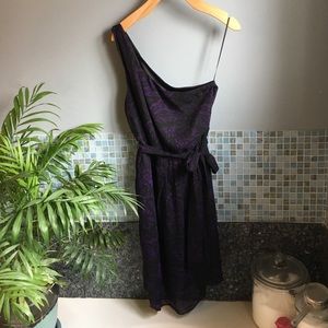 Express size M one shoulder dress