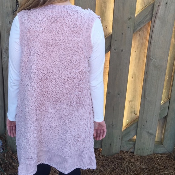 Pink vest - Picture 3 of 3