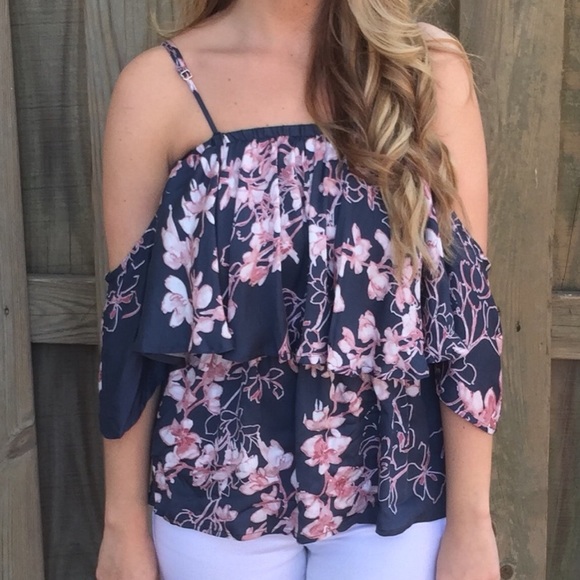 Floral flounce top - Picture 3 of 4