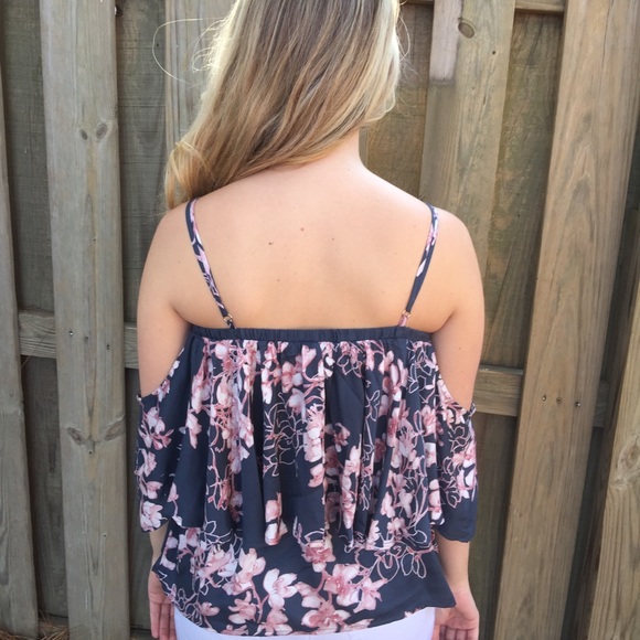 Floral flounce top - Picture 4 of 4