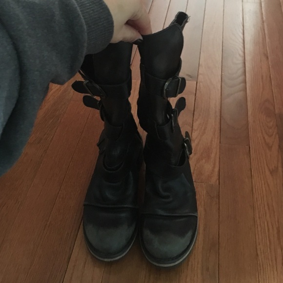 Authentic Steve Madden combat boots