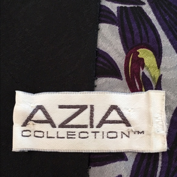 Tie - Picture 3 of 4