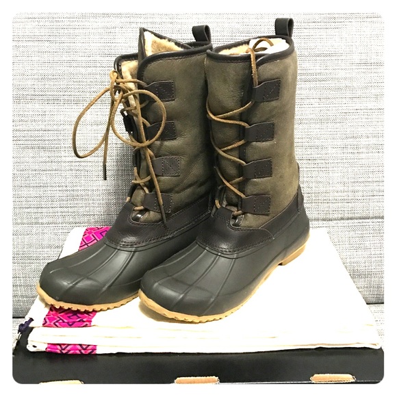 Tory Burch - 7 - Agryll lace-up cold weather boot