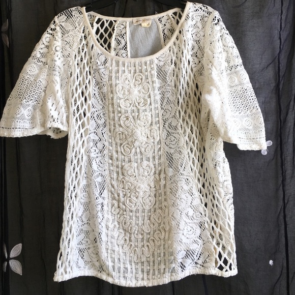 Anthro Meadow Rue Danut Lace crochet flower top