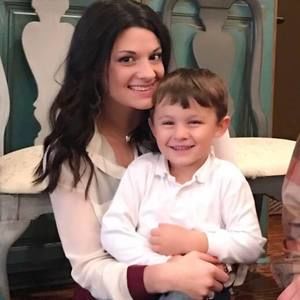 Meet your Posher, Carolyn