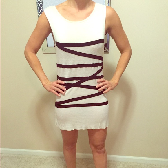 Cute cotton dress with black detail