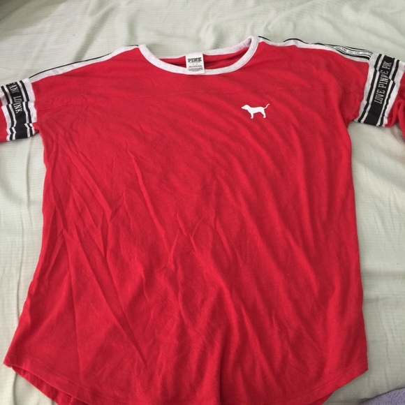 VS pink 3/4 sleeve shirt