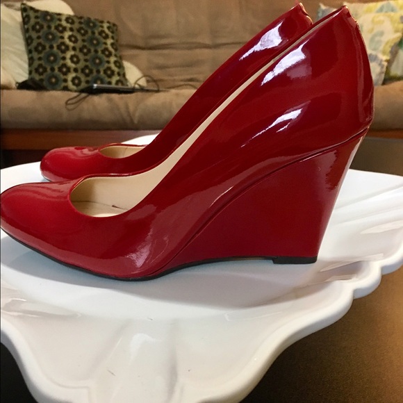 Bright red wedges!