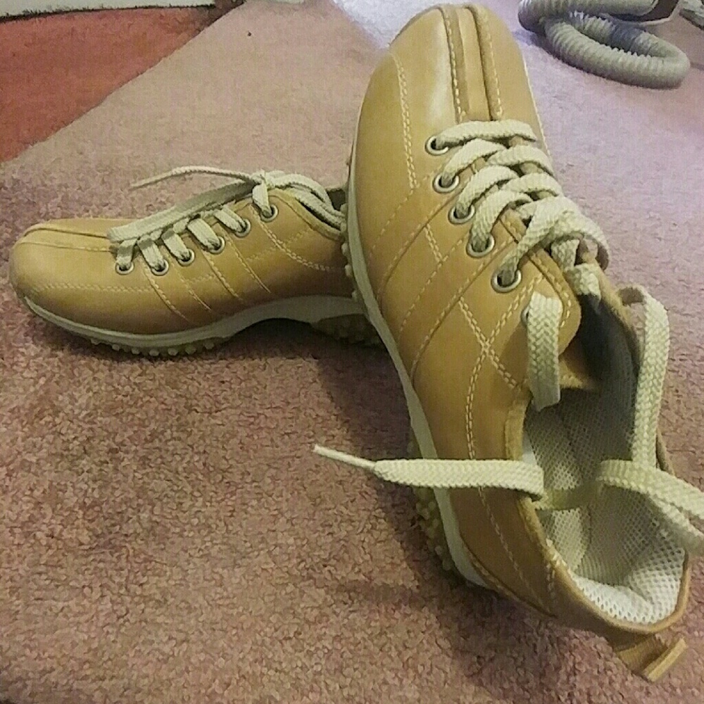 Tan Shoes - Picture 2 of 2