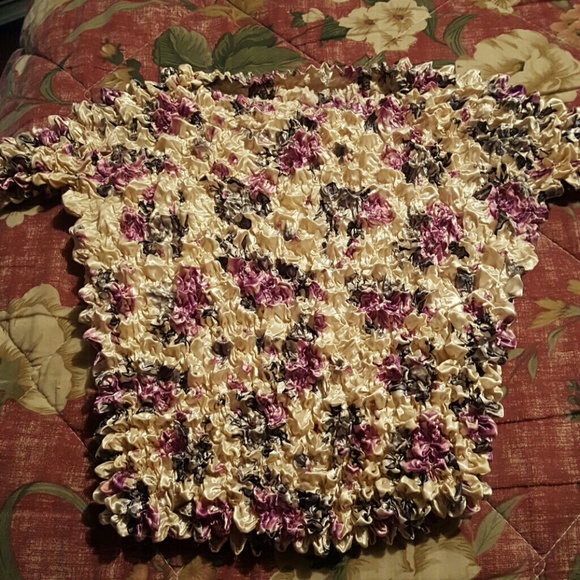 Popcorn dress Shirt,or also known as Magic shirt